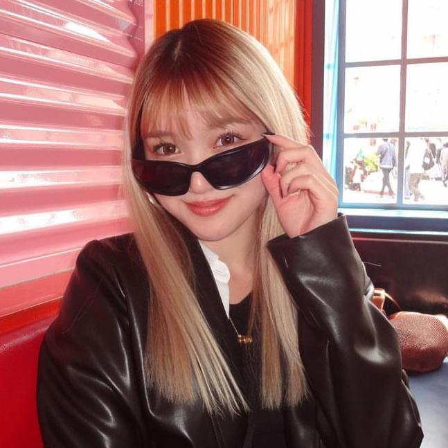 โพสต์ ของ 久保玲奈｜REINALemon8